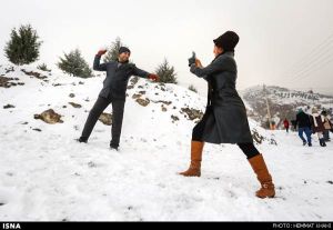 First-Snow-in-Tehran-7
