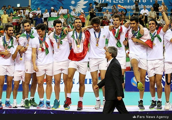 Iran-Japan-Volleyball_AsiaGames-2014-12 Iran wins gold medal 