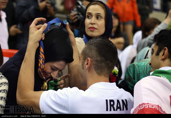 Iran-Japan-Volleyball_AsiaGames-2014-12 Iran wins gold medal 